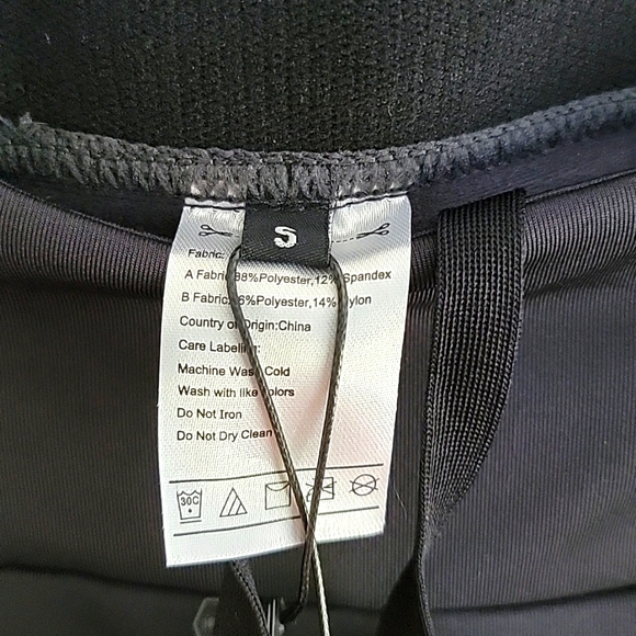 [*3 Items For $20 In Bundle*] Cycling Pants Zoano Size Small - Picture 6 of 10